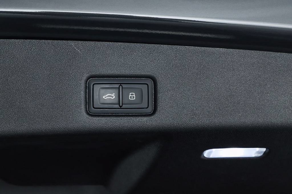 Used 2025 Audi Q5 Premium w/ Premium Plus AWD/4WD image 76