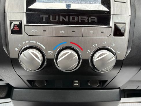 Used 2014 Toyota Tundra SR image 25