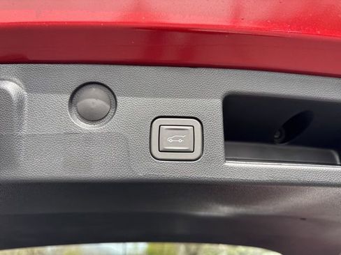 New 2026 Chevrolet Equinox LT image 12