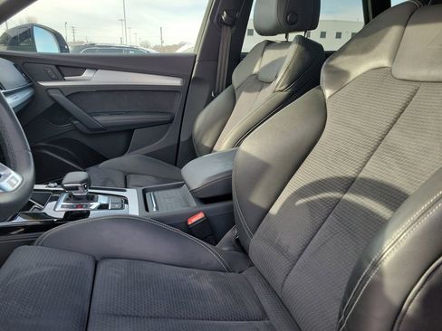 Used 2024 Audi Q5 e Prestige w/ Prestige Package image 22