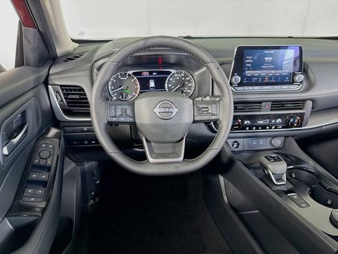 New 2026 Nissan Rogue SV AWD/4WD image 17