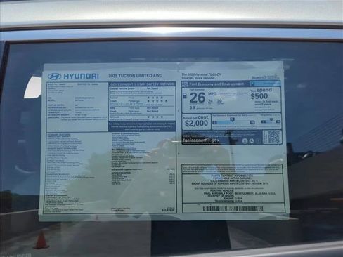 Certified 2025 Hyundai Tucson Limited AWD/4WD image 18