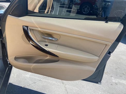 Used 2015 BMW 328i Sedan RWD image 23