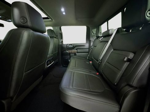 Used 2022 GMC Sierra 3500 Denali image 23