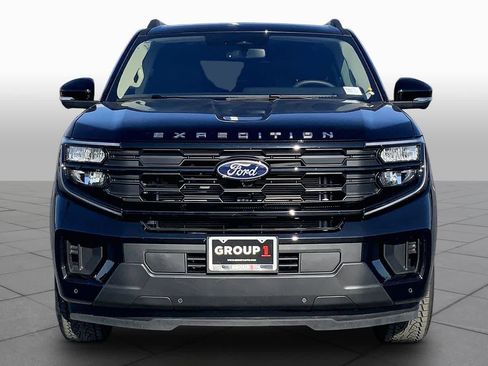 Used 2025 Ford Expedition Max Active AWD/4WD image 4