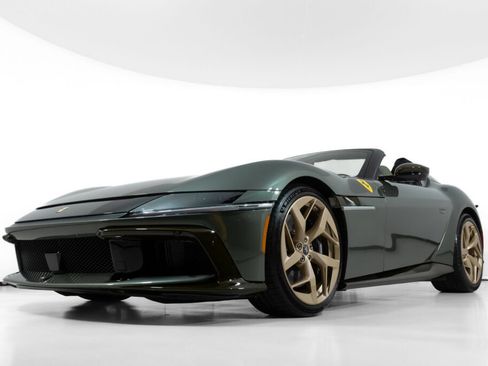 Used 2026 Ferrari 12Cilindri Spider RWD image 11