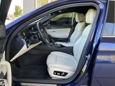 Used 2017 BMW 540i xDrive image 7