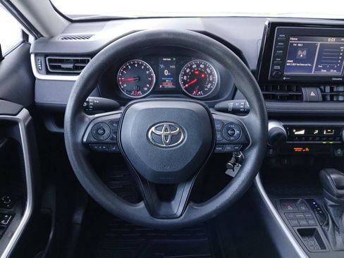 Used 2021 Toyota RAV4 LE AWD/4WD image 21