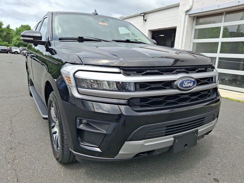 Certified 2022 Ford Expedition Max XLT AWD/4WD image 2