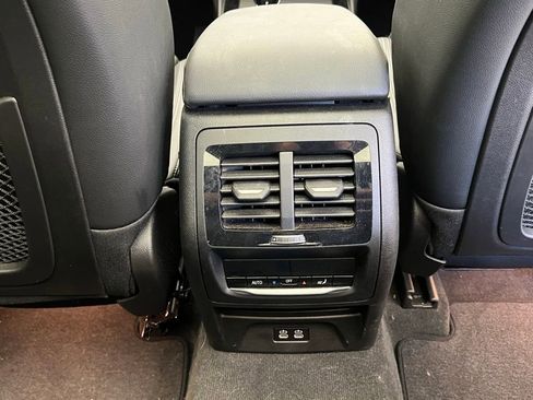 Certified 2024 BMW X3 xDrive30i w/ Premium Package AWD/4WD image 9