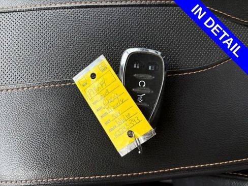 Used 2019 Chevrolet Traverse Premier w/ Driver Confidence II Package FWD image 19