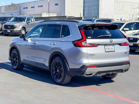 Used 2023 Honda CR-V Sport image 3