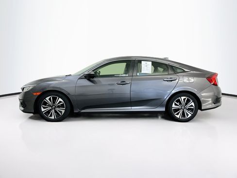 Used 2018 Honda Civic EX-L image 4