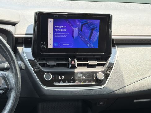 Used 2024 Toyota Corolla LE FWD image 15