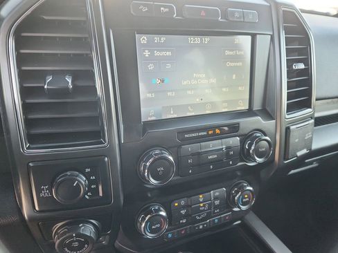 Used 2020 Ford F150 Lariat image 25