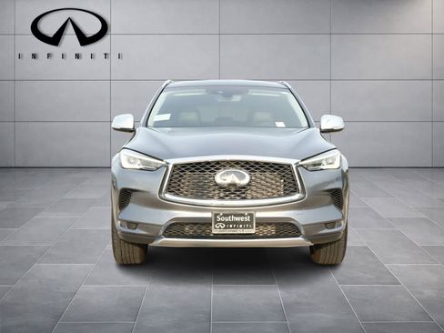 Certified 2025 INFINITI QX50 Luxe w/ Accent Package AWD/4WD image 2