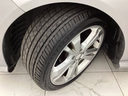 Used 2012 Mercedes-Benz E 350 Sport image 47