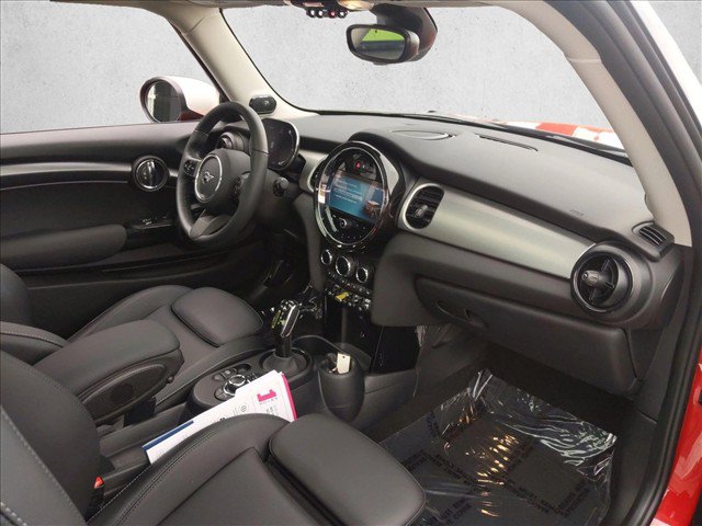 Certified 2024 MINI Cooper SE FWD image 21