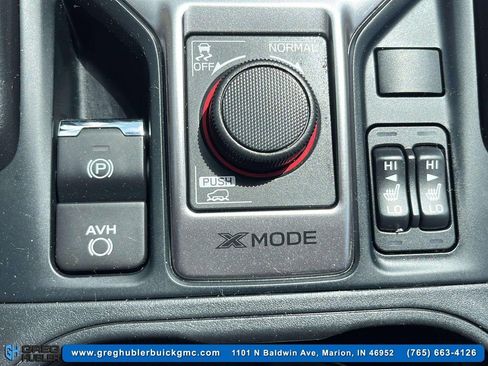 Used 2023 Subaru Forester Premium image 14