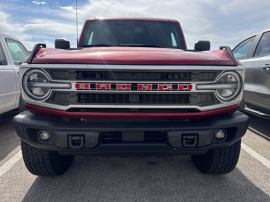 Used 2026 Ford Bronco Outer Banks w/ Sasquatch Package AWD/4WD image 2