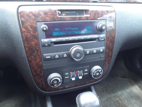 Used 2012 Chevrolet Impala LT w/ LT Sunroof Package image 14