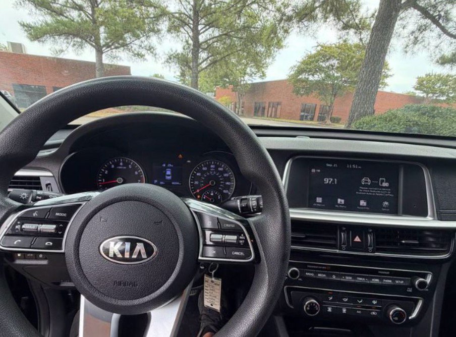 Used 2020 Kia Optima LX FWD image 10