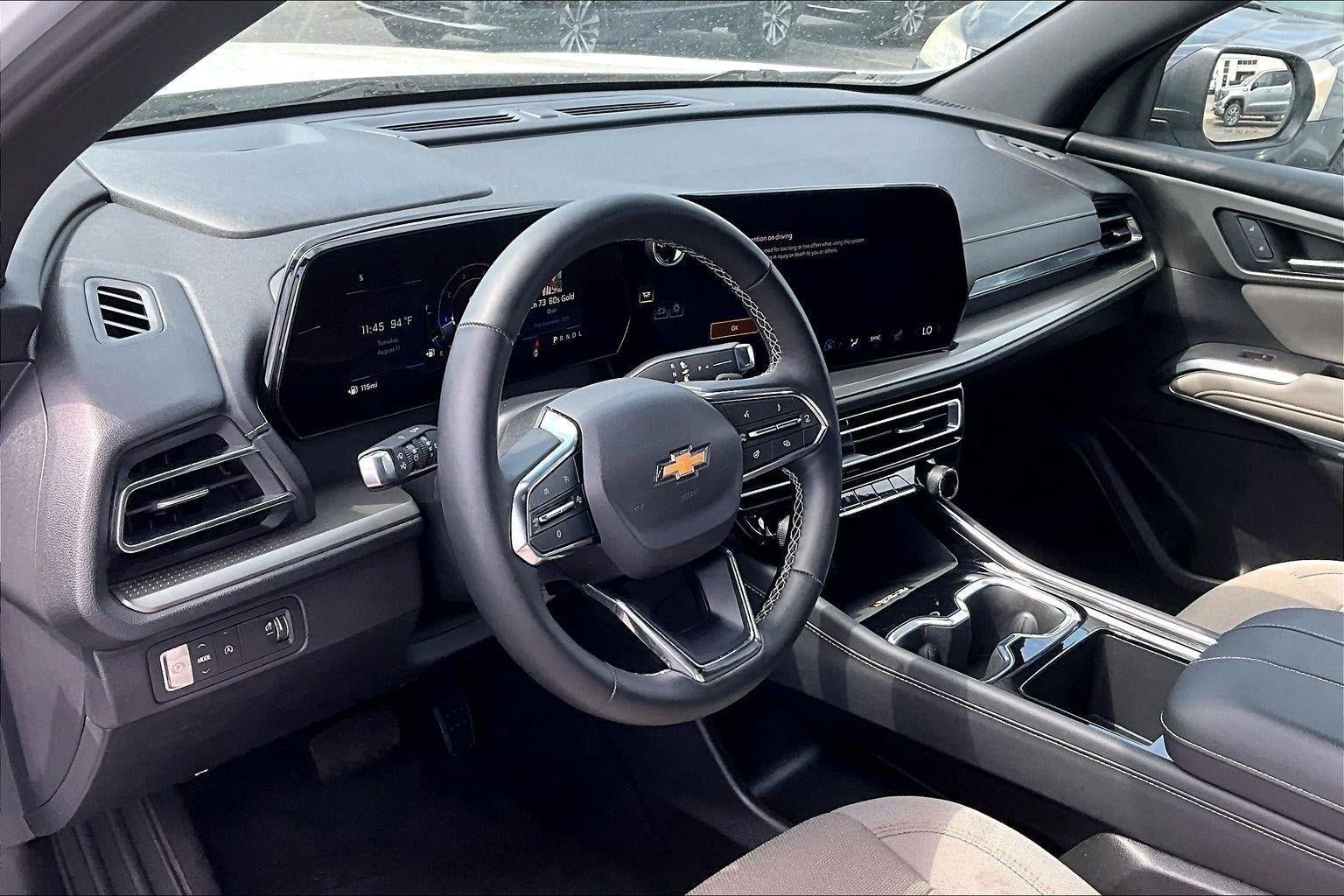 Used 2026 Chevrolet Traverse LT w/ Driver Confidence Package FWD image 15