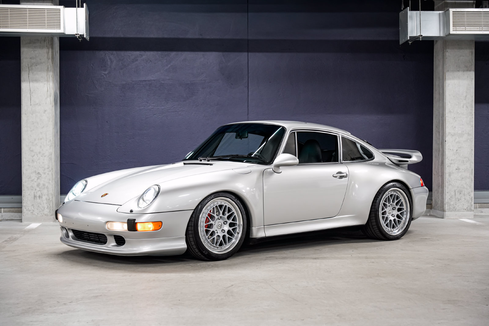 Used 1998 Porsche 911 Carrera 4S AWD/4WD image 6