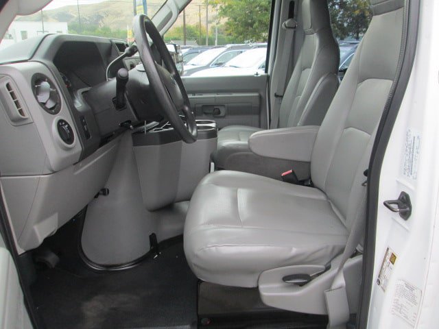 Used 2012 Ford E-250 and Econoline 250 Extended w/ PWR Group RWD image 16