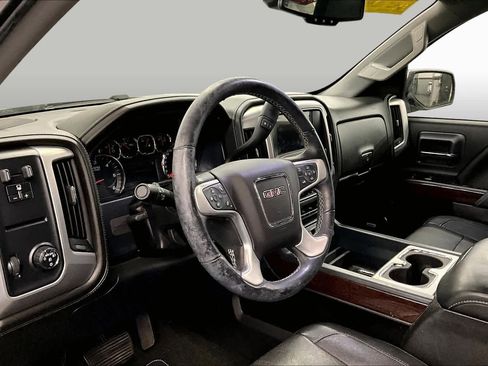 Used 2018 GMC Sierra 1500 SLT w/ Enhanced Driver Alert Package RWD image 17