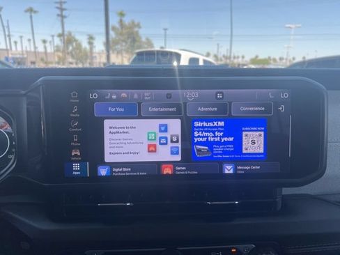 Used 2025 Jeep Wrangler Unlimited Sahara AWD/4WD image 14