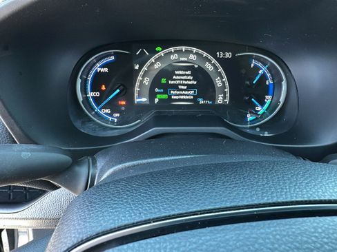 Certified 2021 Toyota RAV4 SE image 21