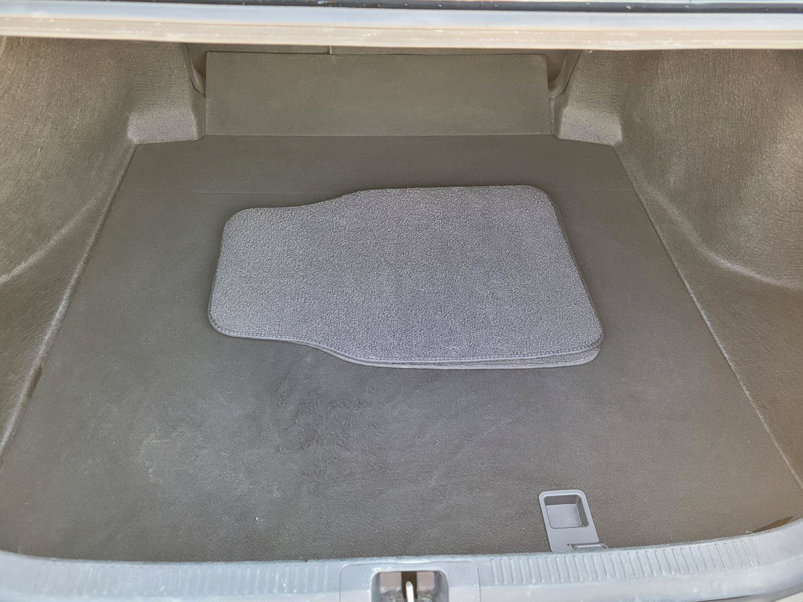 Used 2023 Toyota Camry SE FWD image 19