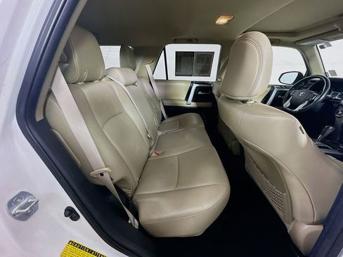Used 2015 Toyota 4Runner Limited image 11