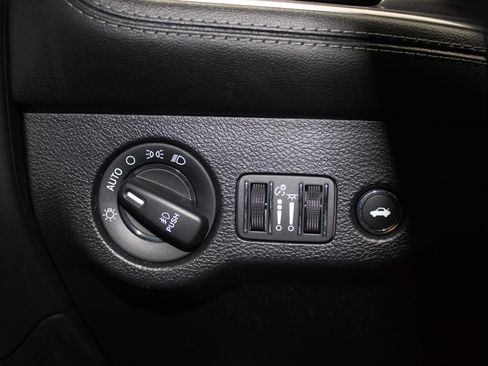 Used 2020 Dodge Challenger GT w/ Plus Package AWD/4WD image 34