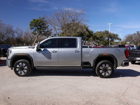 Used 2024 GMC Sierra 2500 Denali w/ Denali Reserve Package image 5