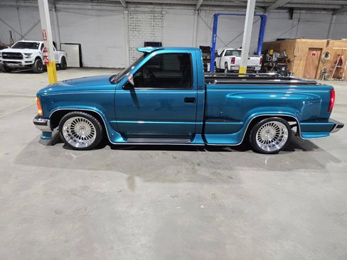 Used 1993 GMC Sierra 1500 2WD Regular Cab image 4