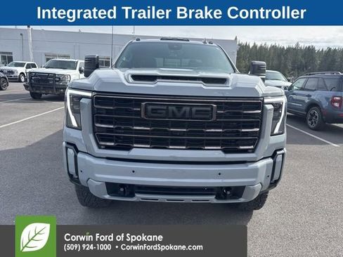 Used 2024 GMC Sierra 2500 AT4X image 12