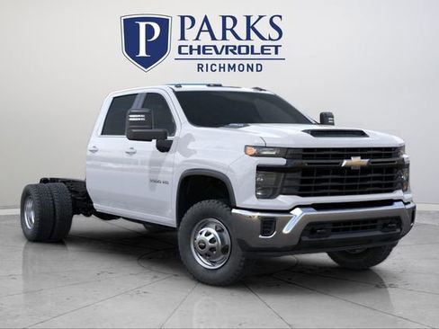 New 2025 Chevrolet Silverado 3500 W/T w/ WT Convenience Package image 1