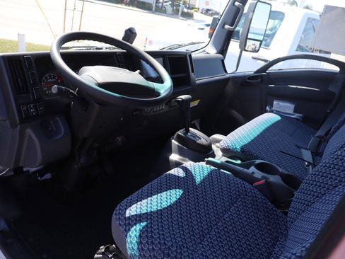 New 2024 Chevrolet Low Cab Forward image 8