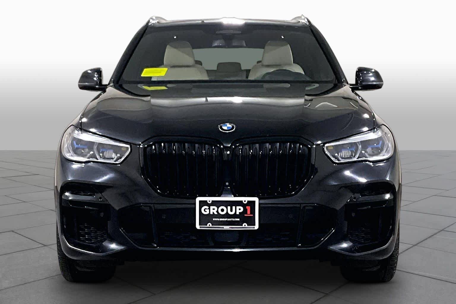 Used 2022 BMW X5 M50i w/ Executive Package AWD/4WD image 3