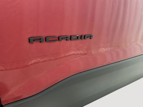 Used 2023 GMC Acadia SLE w/ Driver Convenience Package image 31