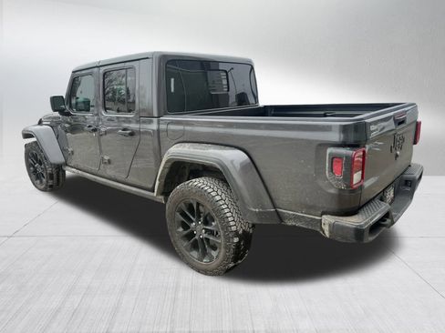 Used 2025 Jeep Gladiator Nighthawk image 4