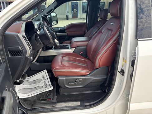 Used 2020 Ford F350 Platinum w/ FX4 Off-Road Package image 10