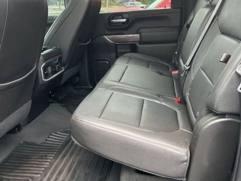 Used 2022 Chevrolet Silverado 2500 LTZ w/ LTZ Plus Package image 10