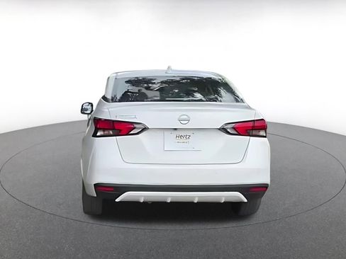 Used 2025 Nissan Versa SV FWD image 10