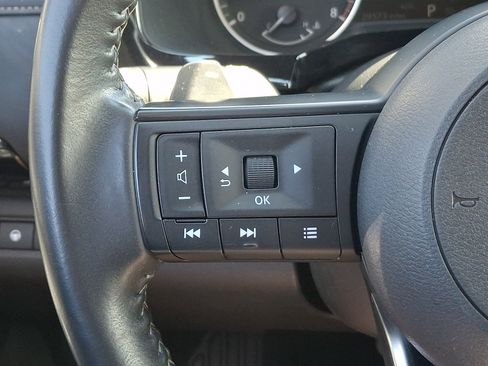 Used 2025 Nissan Pathfinder SV AWD/4WD image 21