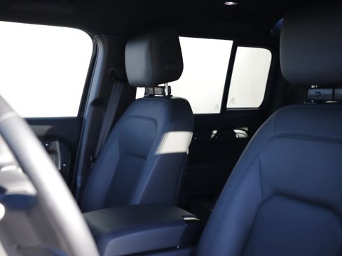 Certified 2025 Land Rover Defender 110 S image 21