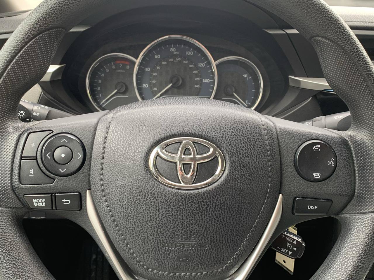 Used 2015 Toyota Corolla LE FWD image 18