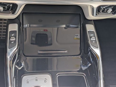Certified 2023 Kia Sorento SX Prestige AWD/4WD image 21